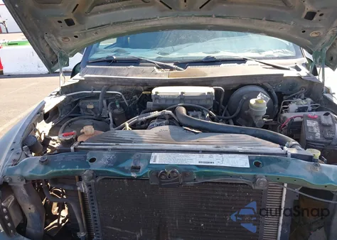 1999 Dodge Ram 1500 St z USA, uszkodzony, nr VIN 3B7HC13Y1XG165062